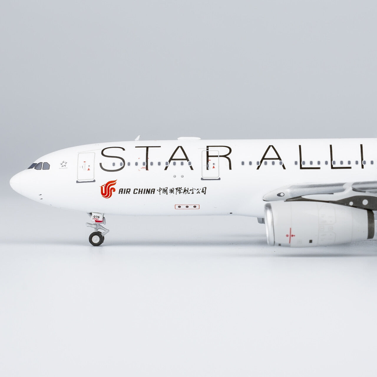 1:400 NG Models Air China Plane Airbus A330-200 Airplane Diecast Aircraft Model