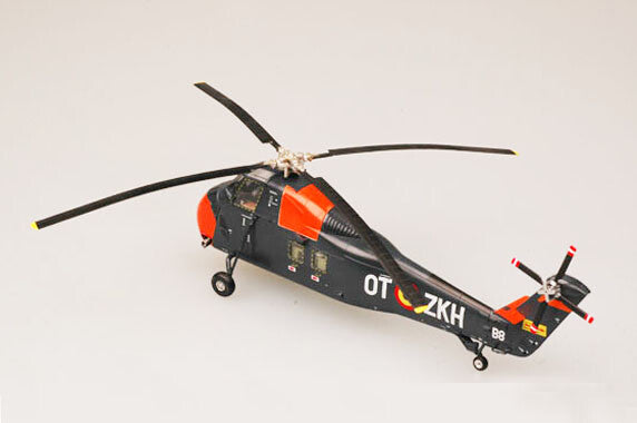 Belgium AF H-34 HSS-1 Seabat Choctaw helicopter 1/72 finished Easy model