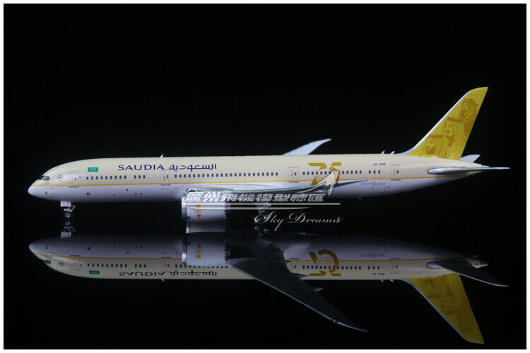 1:400 Phoenix Saudi BOEING 787-9 Passenger Plane Airplane Diecast Aircraft Model
