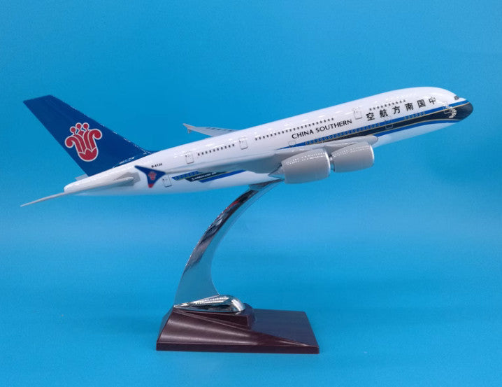 36CM CHINA SOUTHERN AIRBUS A380 Passenger Aircraft Resin Plane Airplane Model