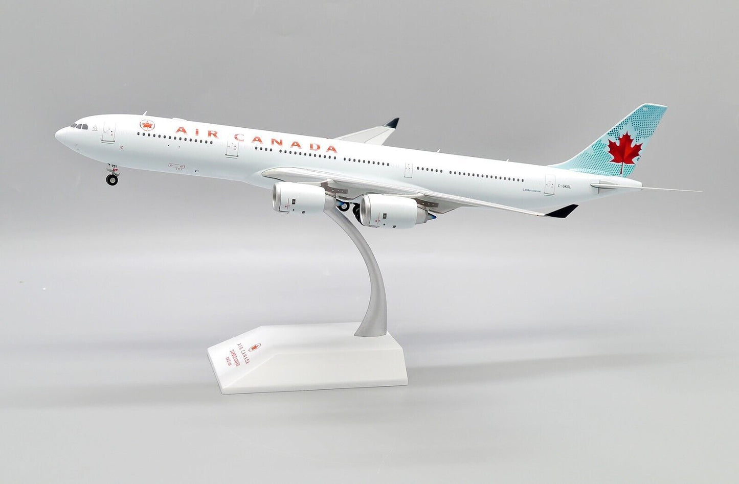 1:200 34CM JC WINGS Air Canada AIRBUS A340-500 Airplane Diecast Aircraft Model