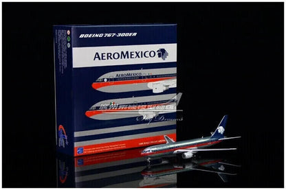 1:400 JC WINGS AEROMEXICO BOEING 767-300ER Passenger Airplane Diecast Model