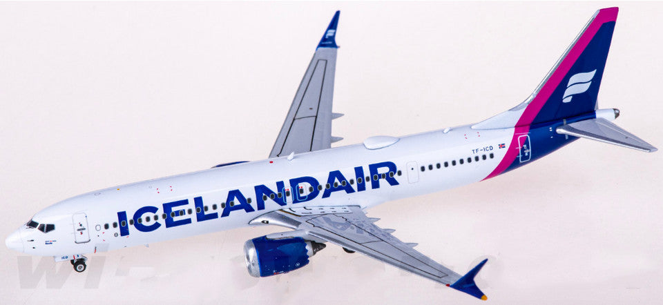 1:400 Phoenix ICELANDAIR BOEING 737 MAX 9 Passenger Aircraft Diecast Plane Model