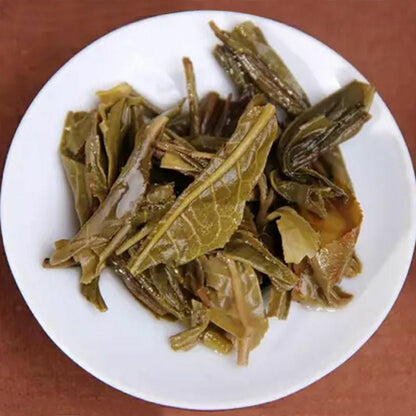 2017 Taiwan old comrades make good tea suitable for all life Pu'er brick Pu'er 250g -