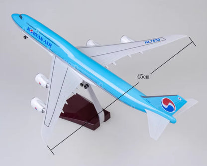 1:160 47CM KOREAN AIR BOEING 747-8 Airplane Landing Gear Resin Aircraft Model