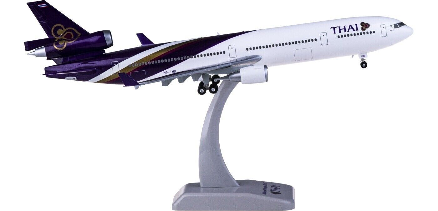 1:200 31CM Hogan THAI McDonnell Douglas MD-11 Passenger Plane ABS Plastic Model