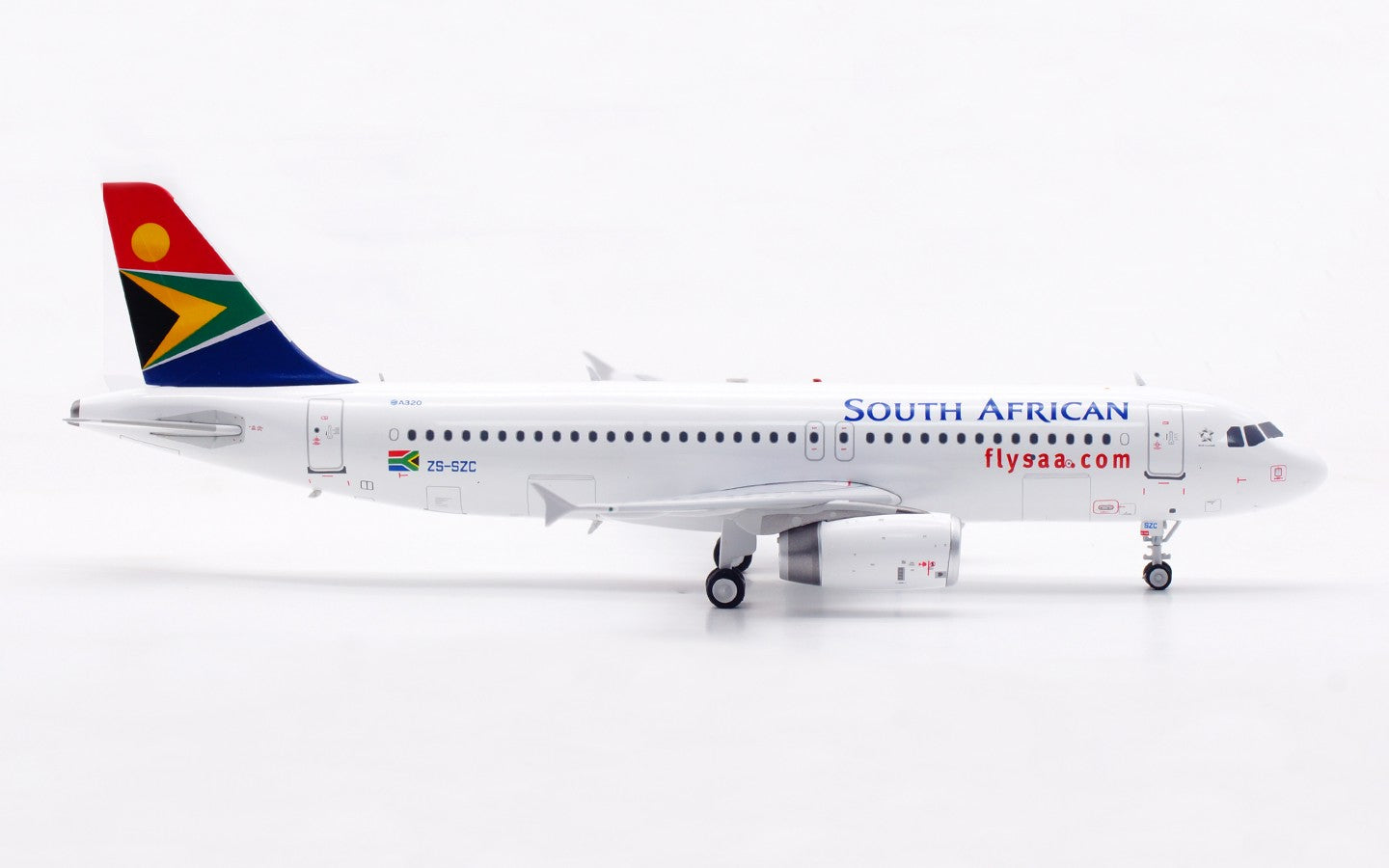 1:200 InFlight South African A320 Passenger Airplane Diecast Aircraft Model