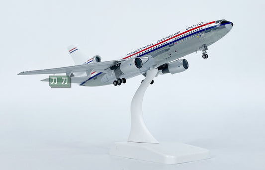 1:400 Patriot MCDONNELL DOUGLAS DC-10 Passenger Airplane Diecast Aircraft Model