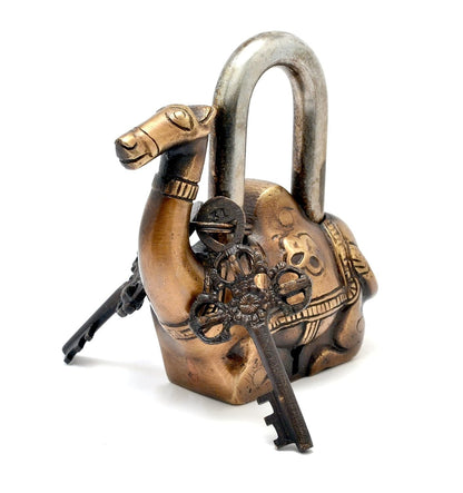 Antique Look Camel Design Functional Brass Padlock with 2 Keys