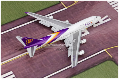 1:400 JC Wings THAI BOEING 747-400 Passenger Airplane Flap Down Diecast Model