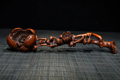 Boxwood Ruyi