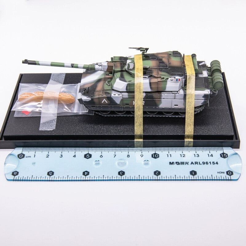 1/72 Scale ARTISAN French Leclerc Main Battle Tank Snow Paint Finished Model