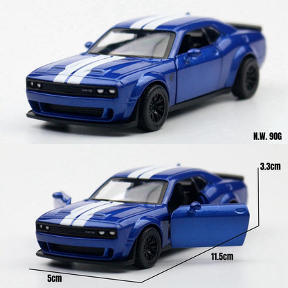 1:44 Diecast Dodge Challenger Hellcat SRT Metal Car Model Toy Pull Back Gift