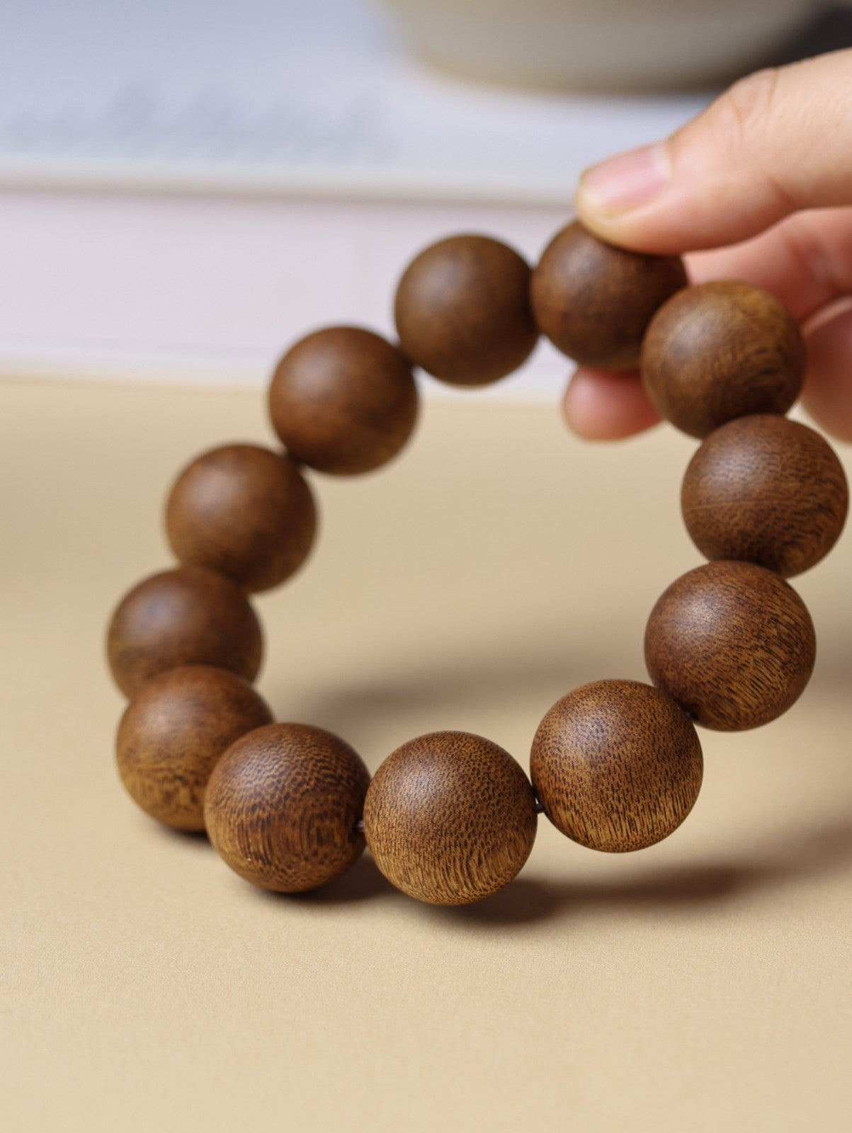 20mm Chinese Natural Eaglewood Handmade Exquisite Bracelets 31307