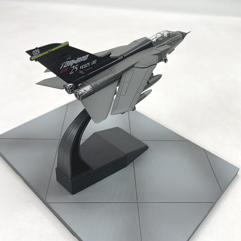 1/100 British Rafale Fighter Alloy Aircraft Model