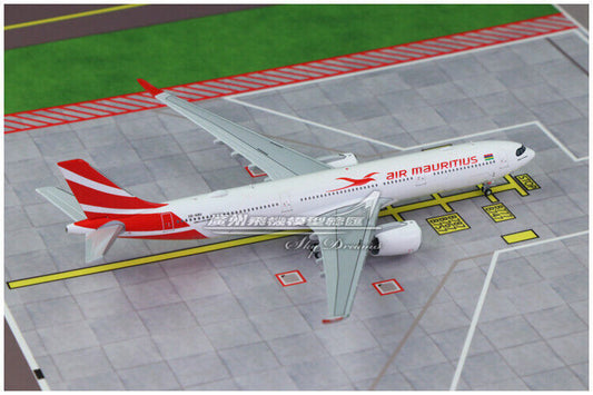 1:400 JC Wings Air Mauritius AIRBUS A350-900NEO Passenger Airplane Diecast Model