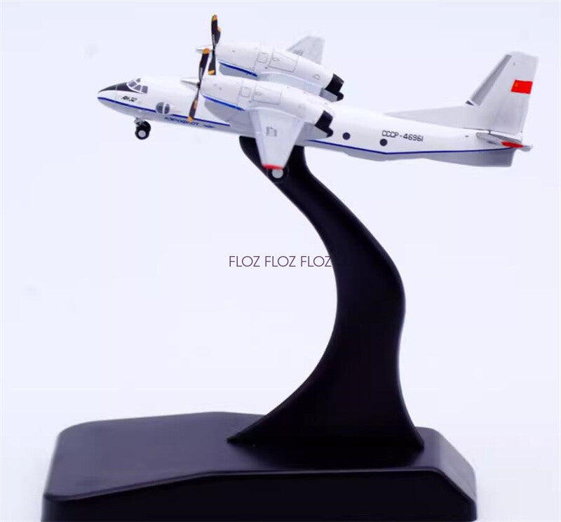 for JC Wings for Aeroflot for Antonov An-32 CCCP-46961 1:400 Pre-built Model