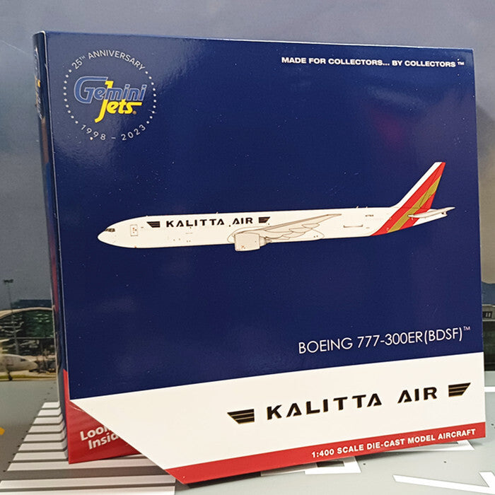1:400 Geminijets Kalitta Air Boeing 777-300ERF Passenger Airplane Diecast Model