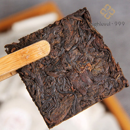 500g Ripe Pu'er Tea Yunnan Yiwu Ancient Tree Thin Square Slice Aged Leaf Tea