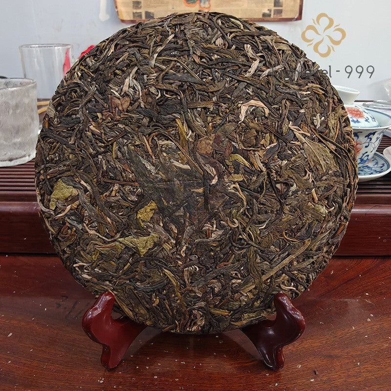 357g Raw Pu'er Tea Cake Yunnan Laobanzhang Spring Tea 2023 Compressed Leaf Tea