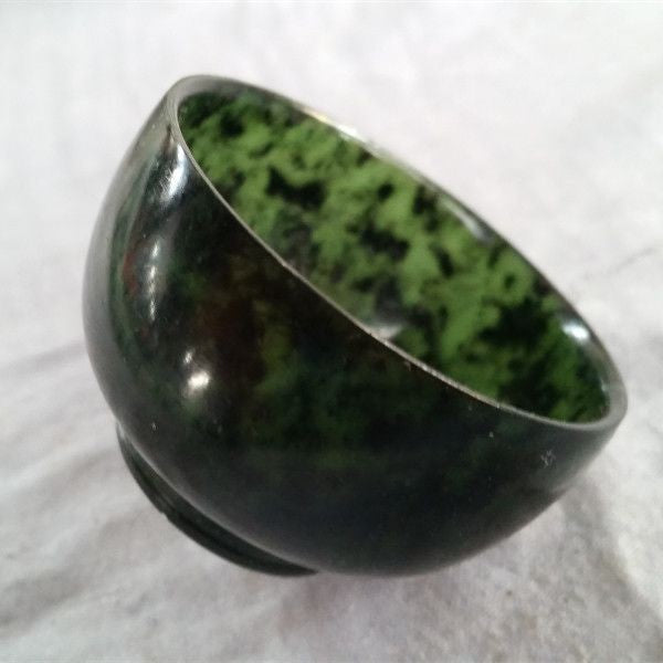 Natural Black Green Jade Serpentine Stone Tea Bowl 45x32mm Kung Fu Tea Cup