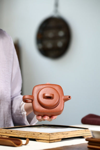 240cc Handmade Purple Sand Tea Pot in Yixing, China, Long Xue Clay SiFang Chinese Kung Fu Tea Pot-