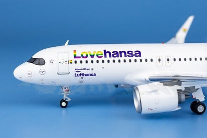 1:200 GeminiJets Lufthansa AIRBUS A320neo Passenger Airplane Diecast Plane Model