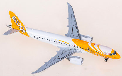 1:400 JC Wings Scoot Embraer ERJ-190-E2 Passenger Plane Diecast Aircraft Model