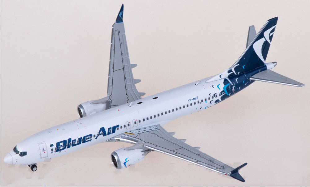 1:400 JC Wings Blue Air Boeing 737 MAX 8 Passenger Airplane Diecast Model