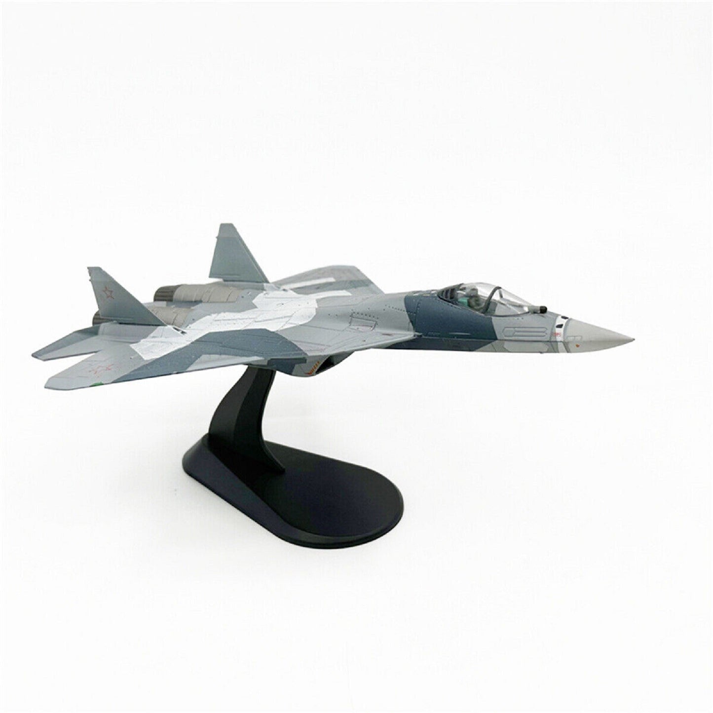 1/100 Scale Russian Su-57 Stealth Fighter With Display Sand For Model Lovers C