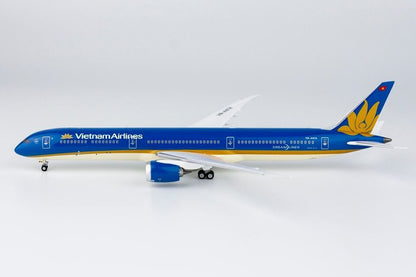 1:400 NG Model VIETNAM AIRLINES BOEING 787-10 Passenger Airplane Diecast Model