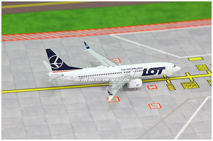 1:400 JC Wings LOT BOEING 737 MAX 8 Passenger Airplane Diecast Aircraft Model