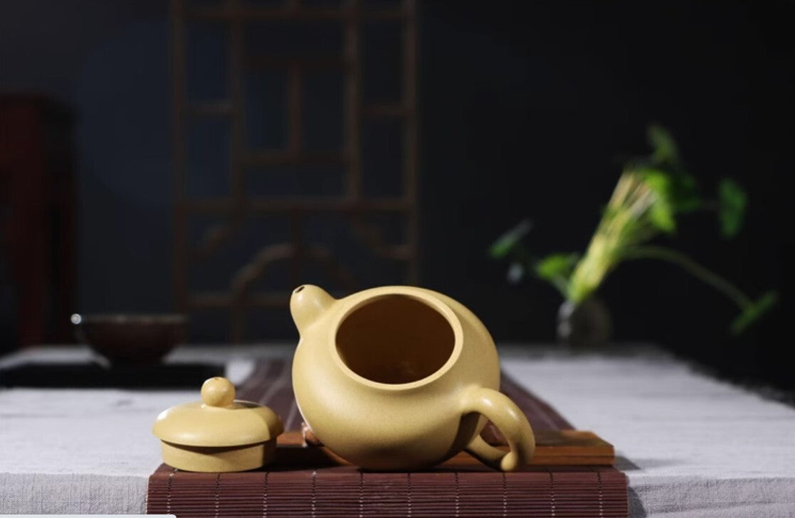 220cc chinese Yixing Handmade Zisha Green Clay Teapot Lotus GongFu Hu Tea Pot