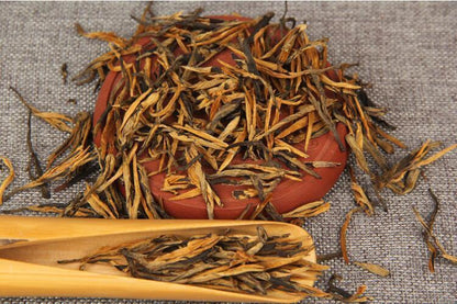 2023 New Dianhong Black Tea Bud Need Gold Grade Gold Dianhong Single Bud Tea250g