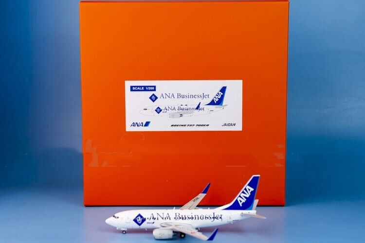 1:200 JC Wings ANA BOEING 737-700 Passenger Airplane Diecast Aircraft Model