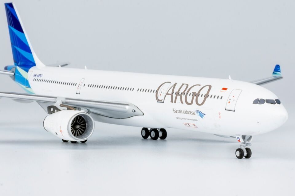 1:400 NG Model Garuda Indonesia CARGO AIRBUS A330-300 Airplane Diecast Model