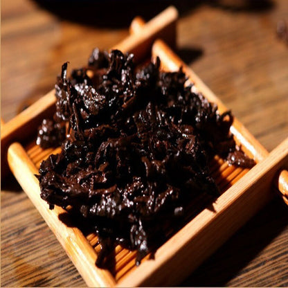 Organic Pu-erh Black Tea Yunnan Puer Tea 100g Premium China Old Tea Menghai Tree