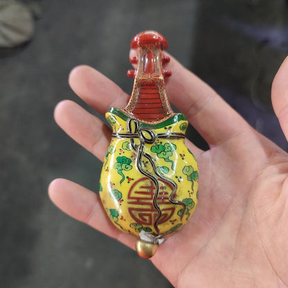 Chinese Porcelain Snuff Bottle Ceramics Chinese Lute Pipa Statue Painting Women