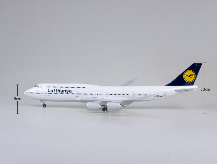 47CM 1:160 Lufthansa BOEING 747-8 Airplane Landing Gears Resin Aircraft Model