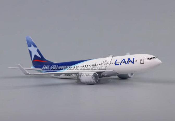 16cm LAN BOEING 737-800 Passenger Aeroplane Diecast Plane Metal Aircraft Model