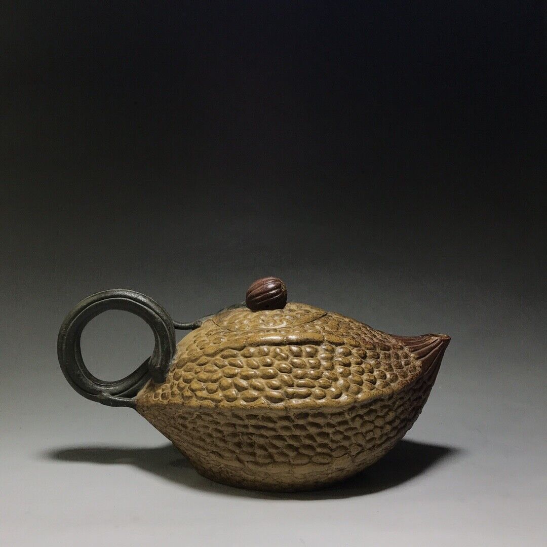 Chinese Yixing Zisha Clay Handmade Exquisite Teapot （苦尽甘来 底款：蒋蓉）