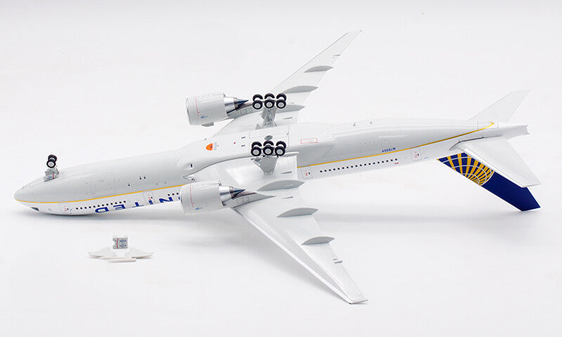 1:200 32CM InFlight UNITED BOEING 777-200 Passenger Airplane Diecast Plane Model