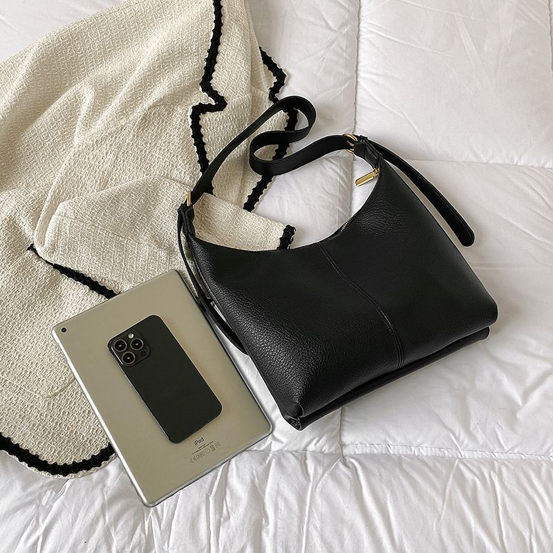 Single Shoulder Bag Fashionable Bag Solid Color Leather Single Shoulder Bag 1 PC