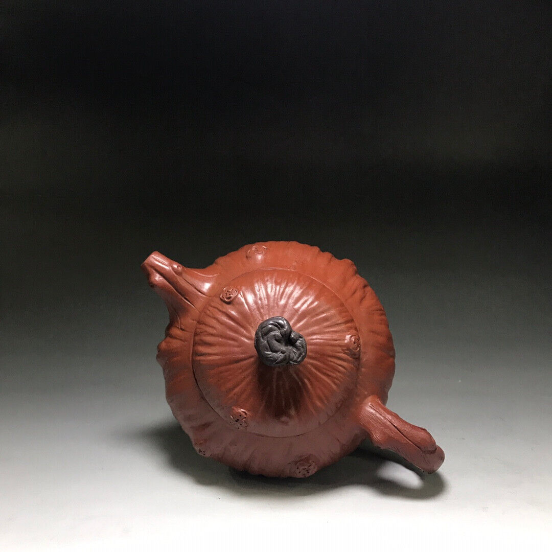 Chinese Yixing Zisha Clay Handmade Exquisite Teapot （供春 底款：顾景舟）