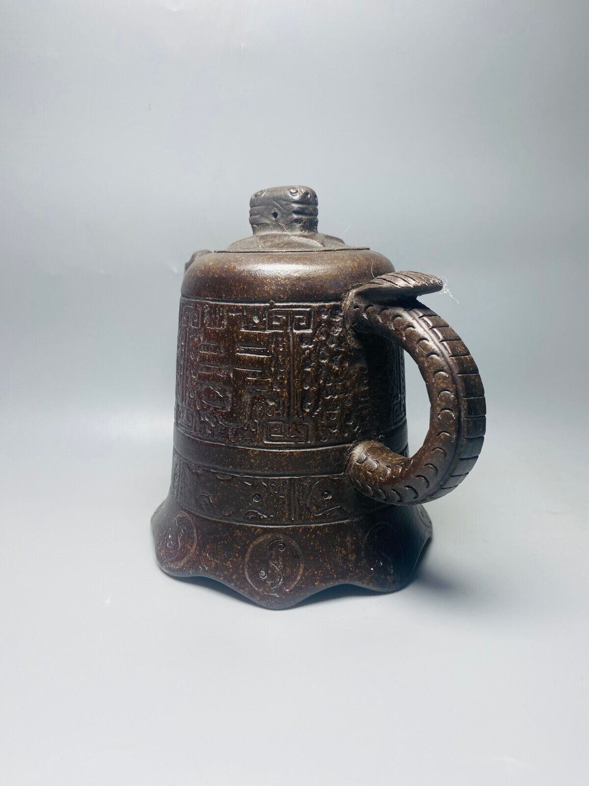 Chinese Yixing Zisha Clay Handmade Exquisite Teapot （古钟壶 底款：徐维君）