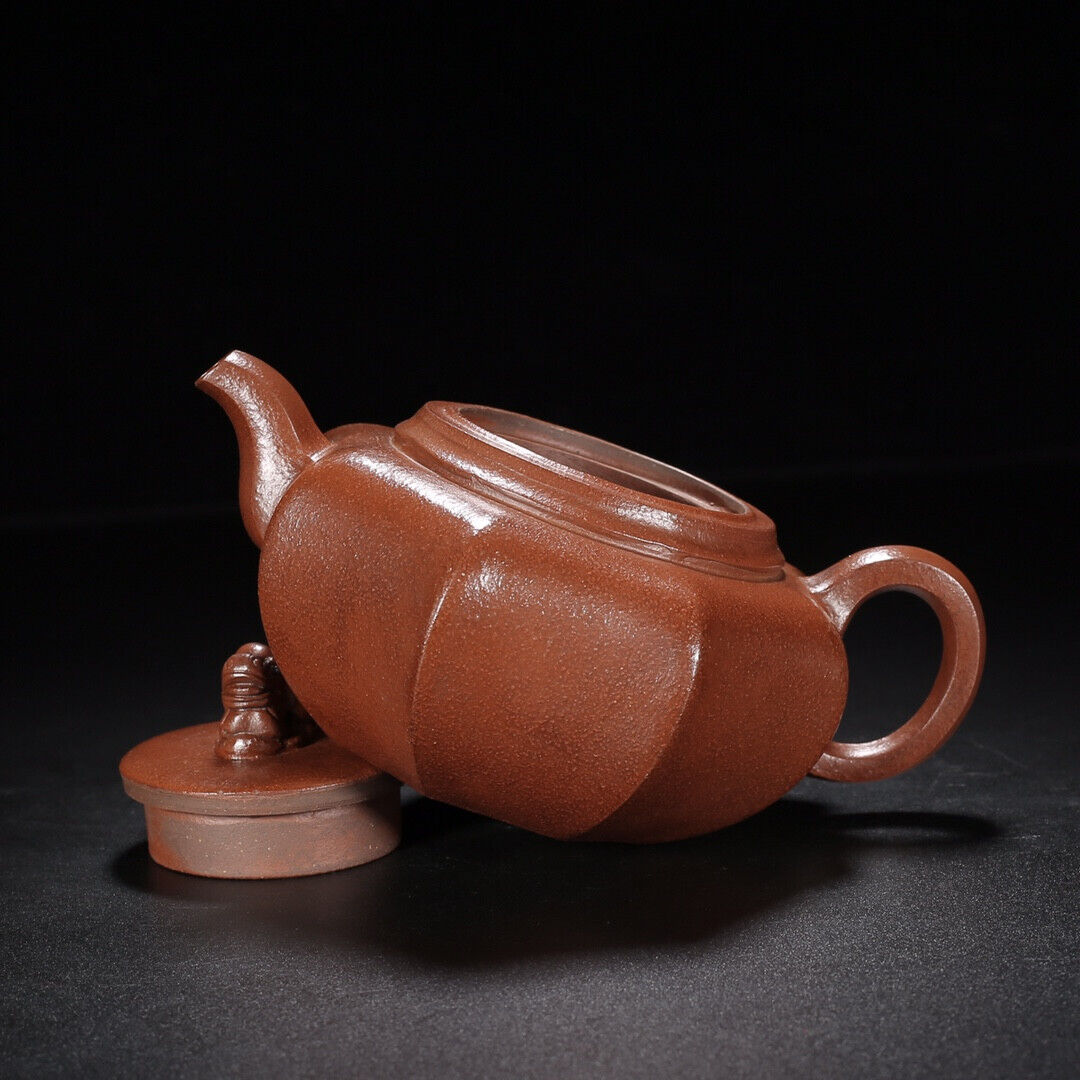 Chinese Yixing Zisha Clay Handmade Exquisite Teapot （纳财 底款：周桂珍）