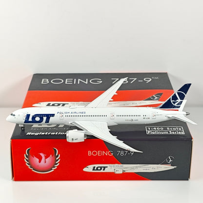 1:400 Phoenix POLISH AIRLINES B787-9 Airplane Diecast Aircraft Plane Model