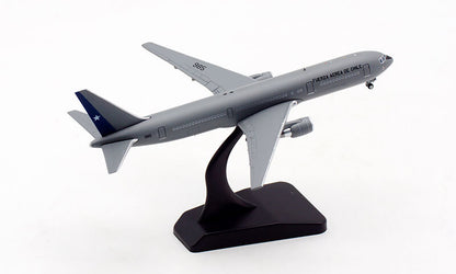 JCWings FUERZA AEREA DE CHILE for BOEING 767-300ER 985 1/400 diecast plane model