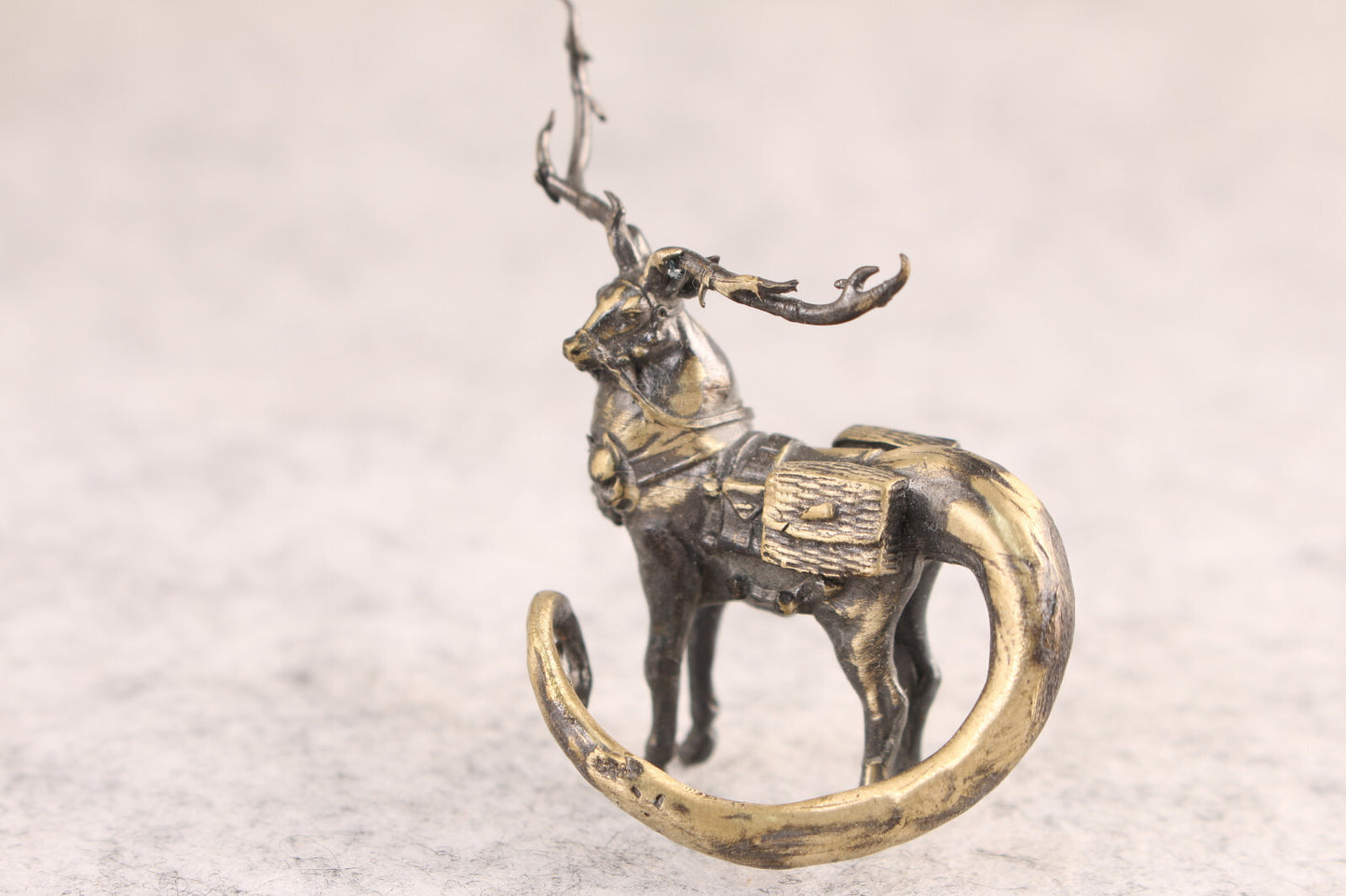 Rare collection bronze art dragon horse Figure statue netsuke table decor