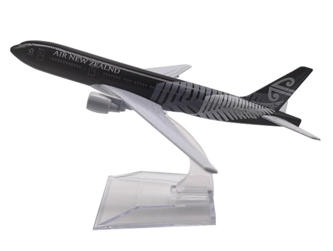 16CM AIR NEW ZEALAND BOEING 777 Passenger Aircraft Plane Diecast Airplane Model